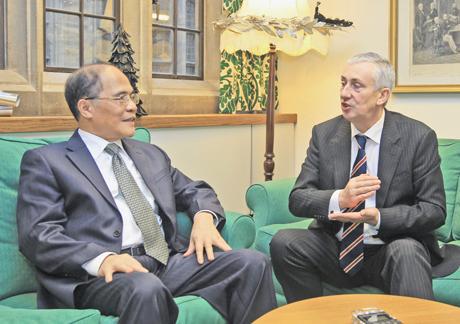 Le Vietnam prend en haute estime la coopération avec la Grande-Bretagne